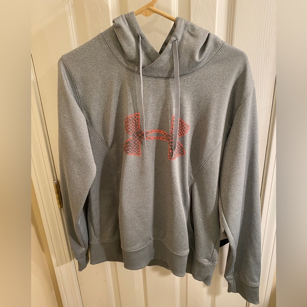 Large  Under Armour Gray Hoodie Sweatshirt Semi-Fitted Cold Gear Storm Logo EUC